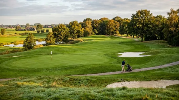 Illustration for rule 2: The Golf Course: Understanding Your Playing Field